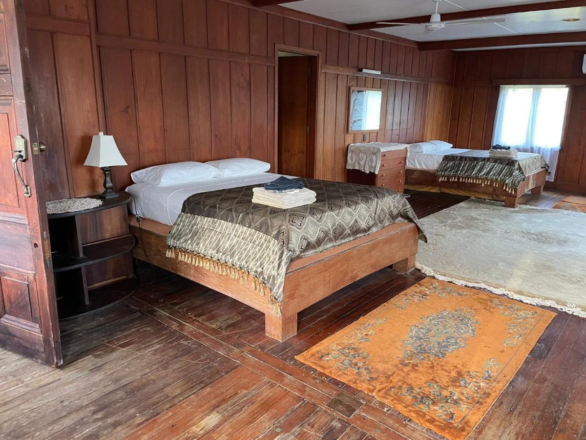 Oceania House Hotel Bantam Village 外观 照片